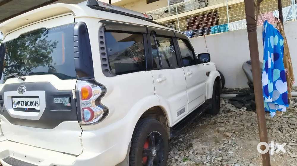 Mahindra Scorpio Classic 2015