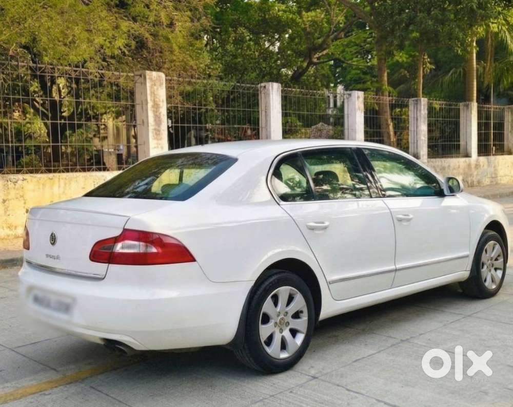 Skoda Superb 1.8 Elegance Tsi At, 2011, Petrol