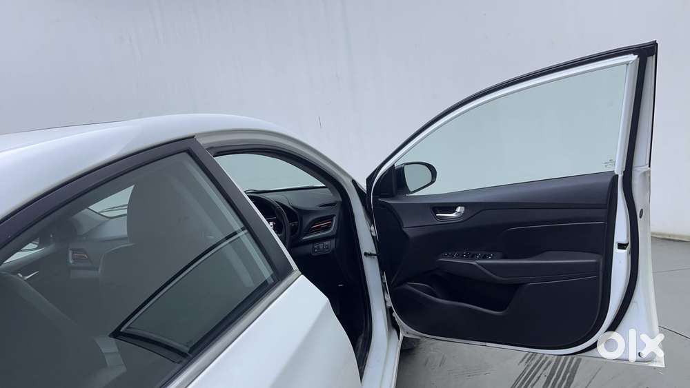 Hyundai Verna Sx (o) 1.5 Turbo Petrol Dct, 2022, Petrol