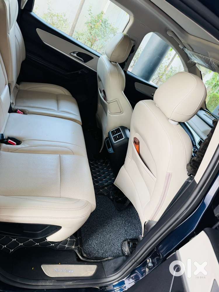 Mahindra Xuv700 Diesel 2023 Car