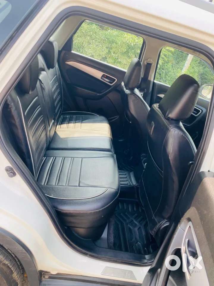 Maruti Suzuki Vitara Brezza 1.5 Zxi At, 2022, Petrol