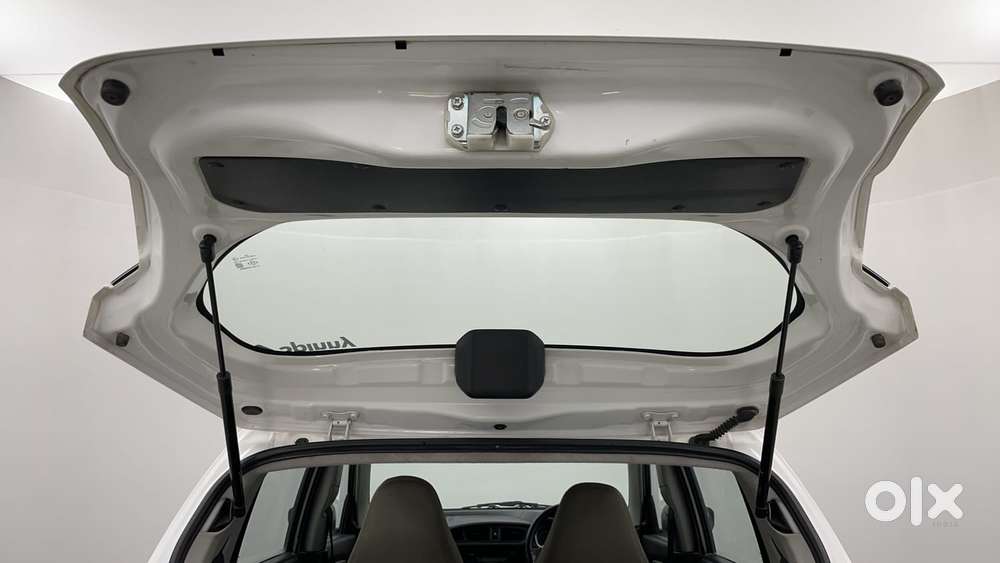 Maruti Suzuki Alto K10 1.0 Vxi Amt, 2016, Petrol