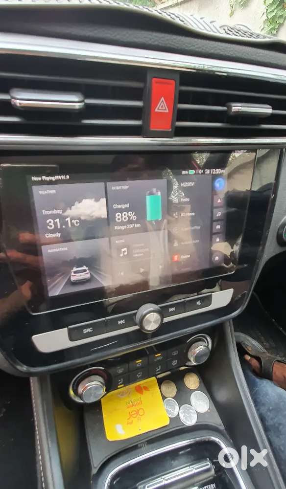 Mg Zs Ev Top  Variant