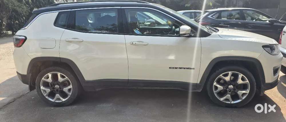 Top Model With Sunroof / New Michlein Tyres/ Condition Like New