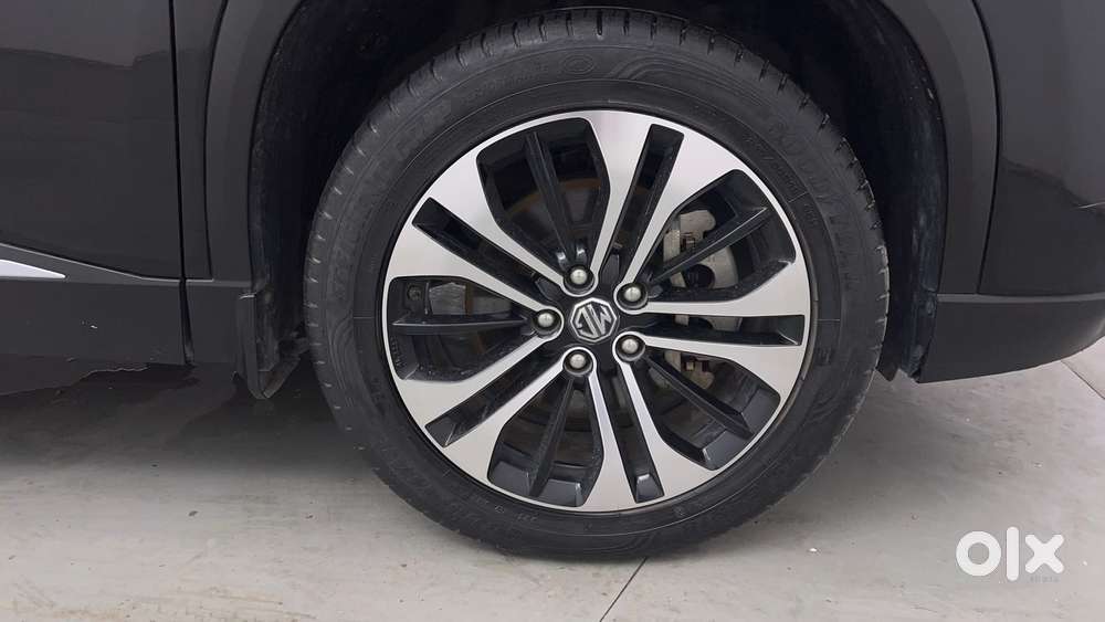 Mg Hector Plus 1.5 Sharp Turbo Cvt 6 Str, 2022, Petrol