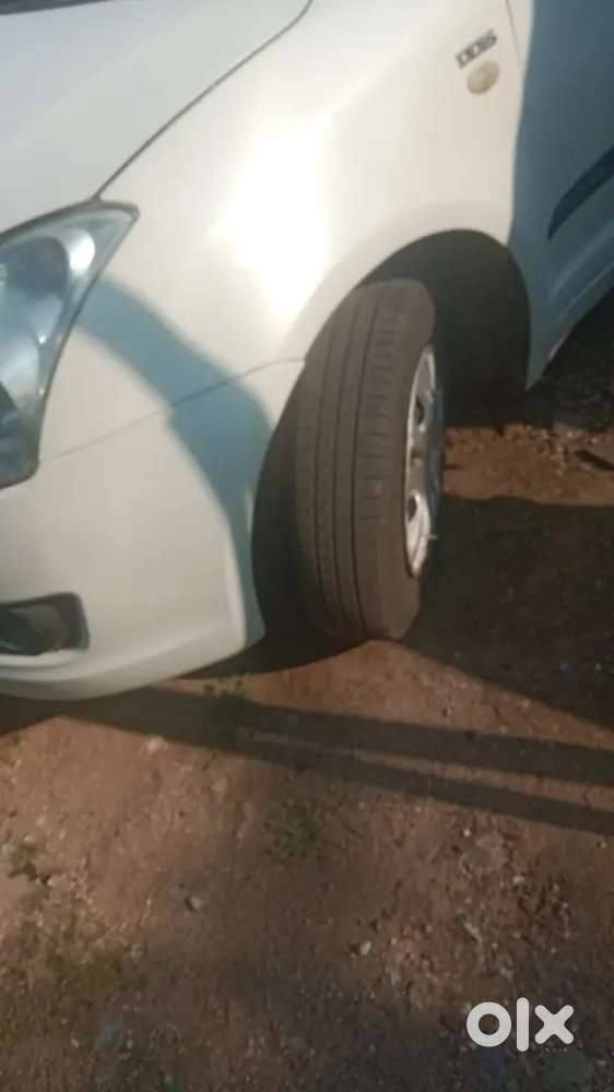 Maruti Suzuki Dzire 2012