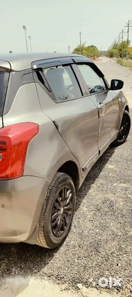 Swift Maruti Lxi 2020 Kms Driven