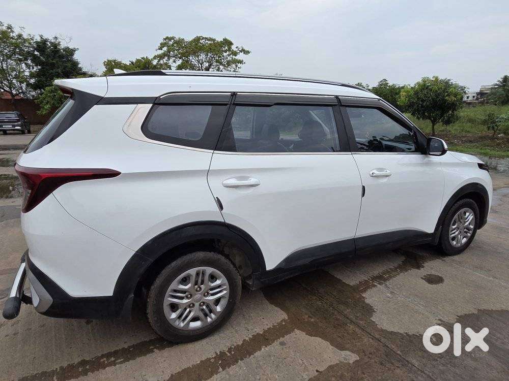 Kia Carens 1.4 Prestige 7 Str, 2023, Petrol