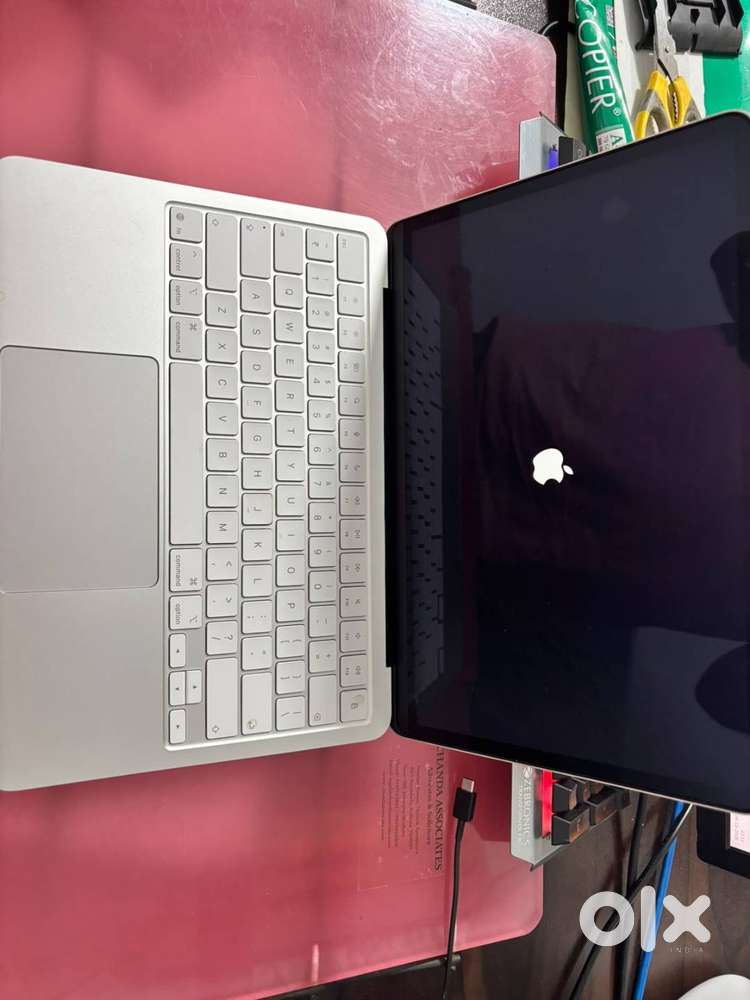 Apple Macbook Neo 256 GB -15 days Old