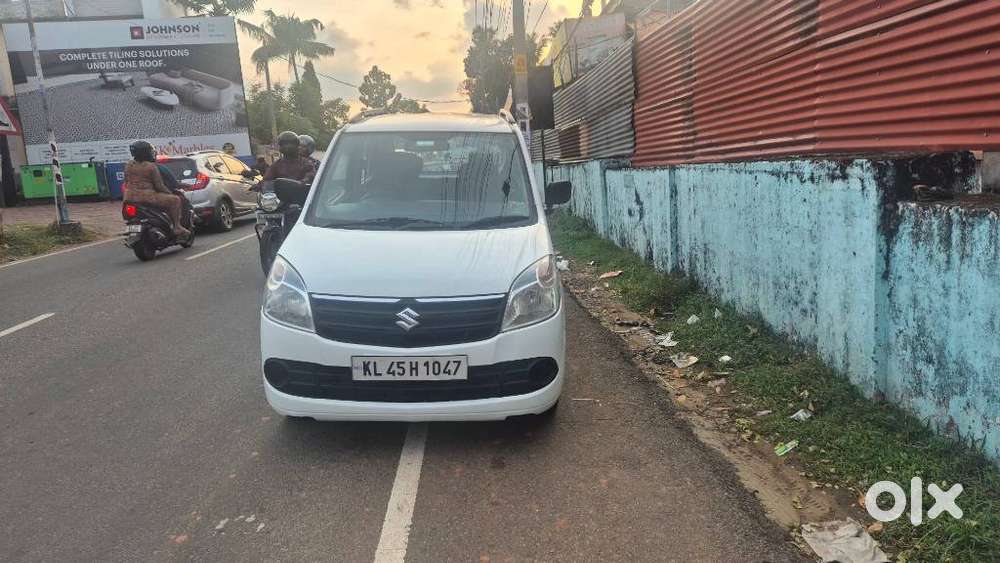 Maruti Suzuki Wagon R Lxi Optional, 2012, Petrol
