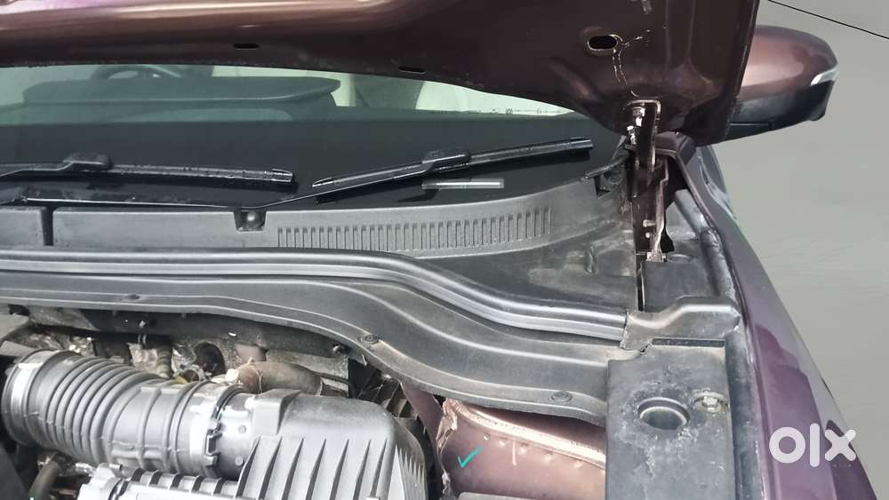 Mahindra Xuv700 2.0 Ax 7 Petrol At Luxury Pack Str, 2025, Petrol