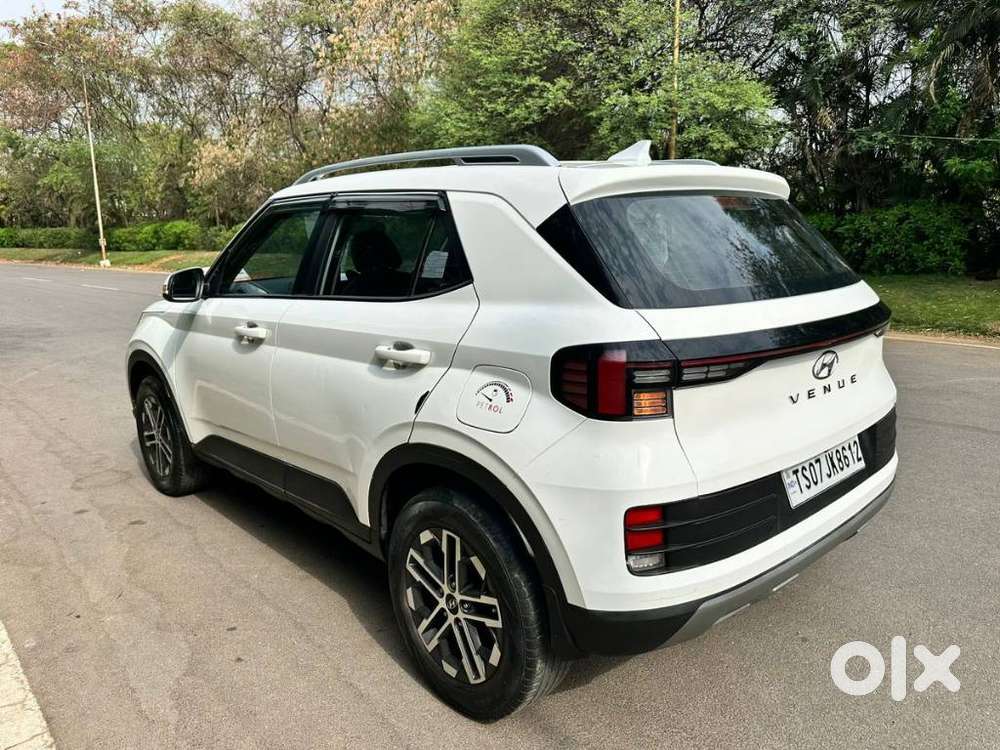 Hyundai Venue S (o) 1.0 Turbo Mt, 2022, Petrol