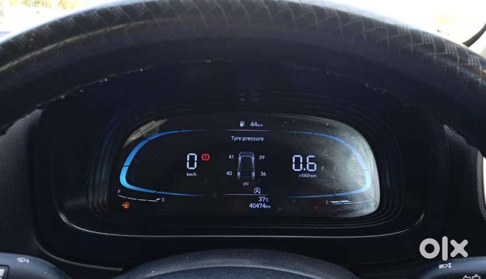 Hyundai Venue 1.2 S (o), 2024, Petrol