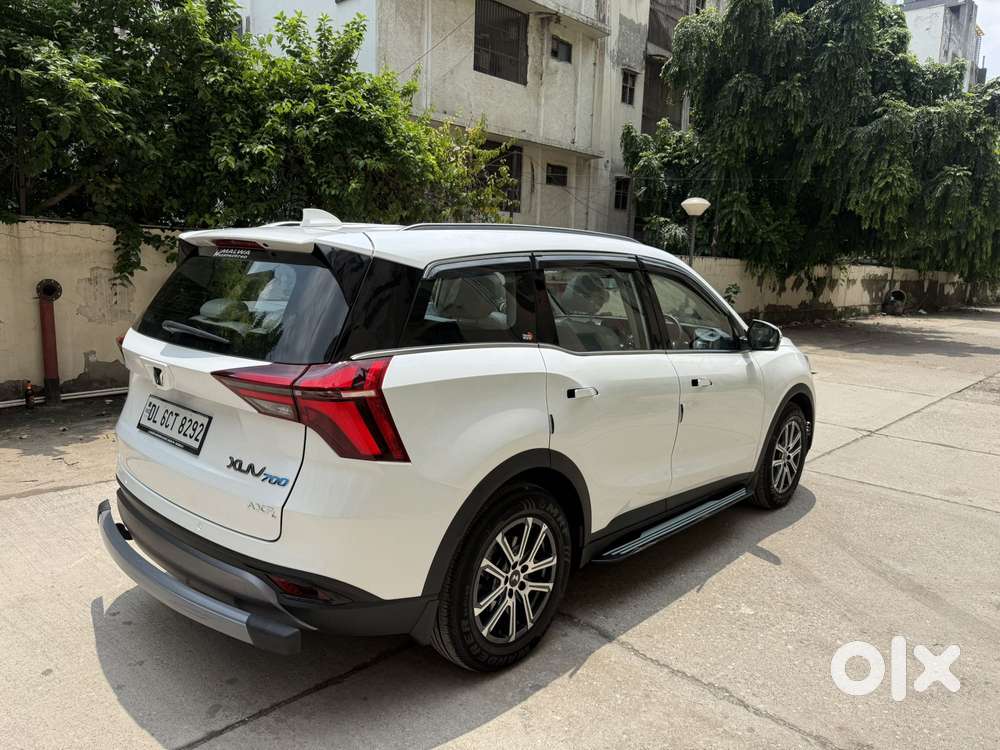 Mahindra Xuv700 2.0 Ax 7 Petrol At Luxury Pack Str, 2025, Petrol