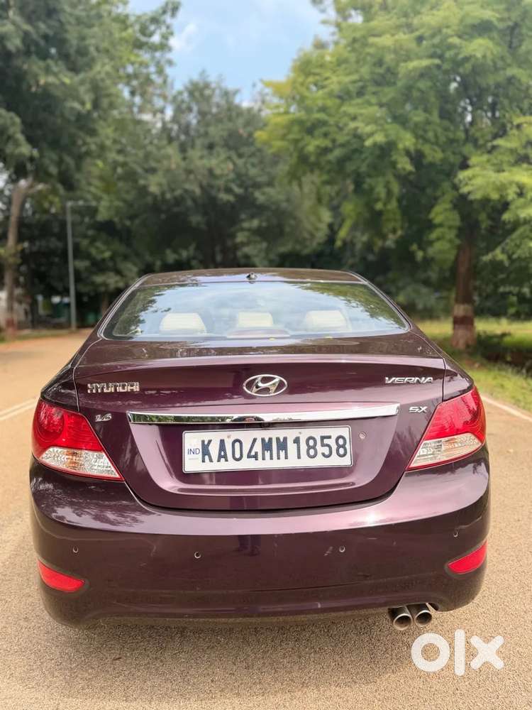 Hyundai Verna Fluidic 1.6 Vtvt Sx, 2014, Petrol
