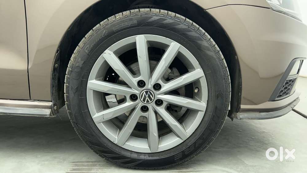 Volkswagen Vento 1.6 Highline, 2021, Petrol