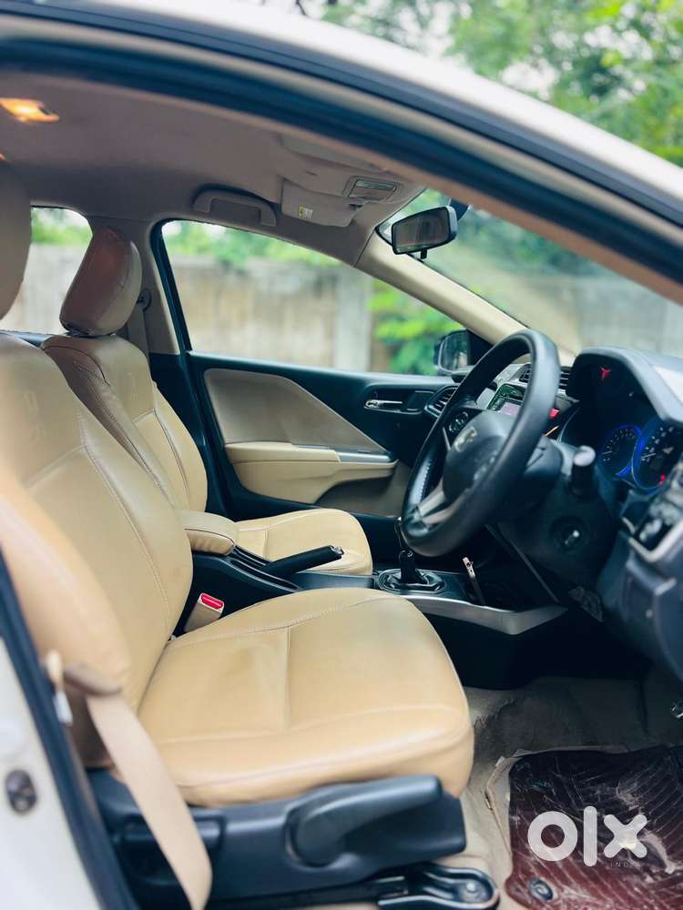 Honda City 1.5 V Mt, 2015, Petrol
