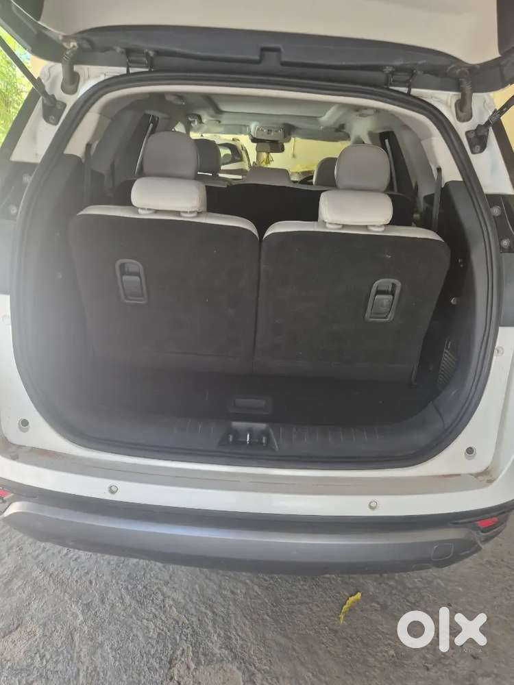 Mahindra Xuv700 2022 Diesel 87000 Km Driven