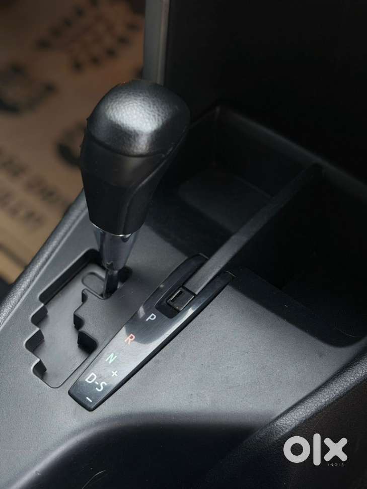 Toyota Innova Crysta [2020-ongoing] 2.4 Gx At 8 Str, 2021, Diesel