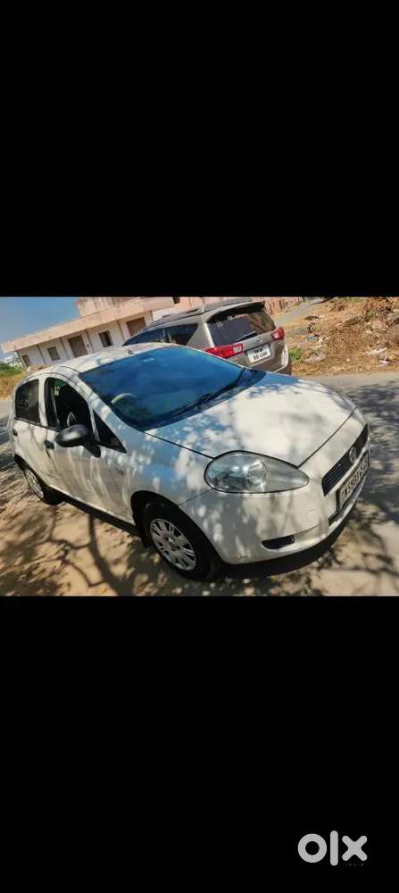 Fiat Punto 2014 Petrol 88403  Km Driven Well Maintained