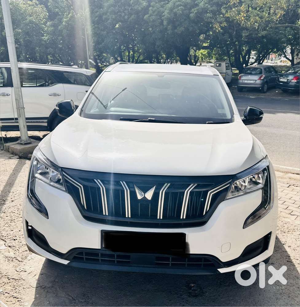 Mahindra Xuv700 2.2 Mx Diesel Mt 5 Str, 2023, Diesel