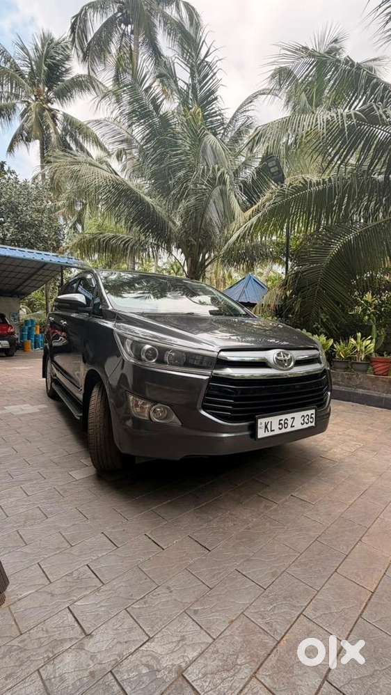 Toyota Innova Crysta 2018 Diesel Well Maintained