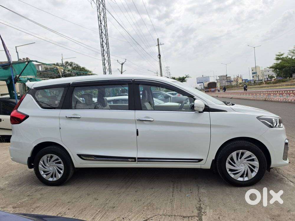 Maruti Suzuki Ertiga Vxi Shvs, 2025, Cng & Hybrids
