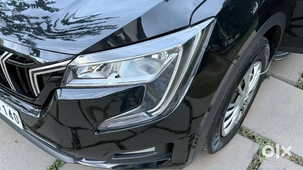 Mahindra Xuv700 2024 Petrol 15000 Km Driven 7 Seater
