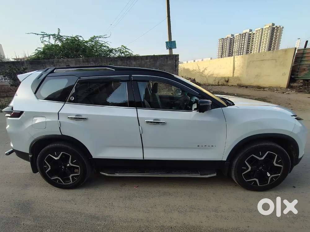 Tata Safari Plus Stealth 2023 Nov Month Ki H Gadi
