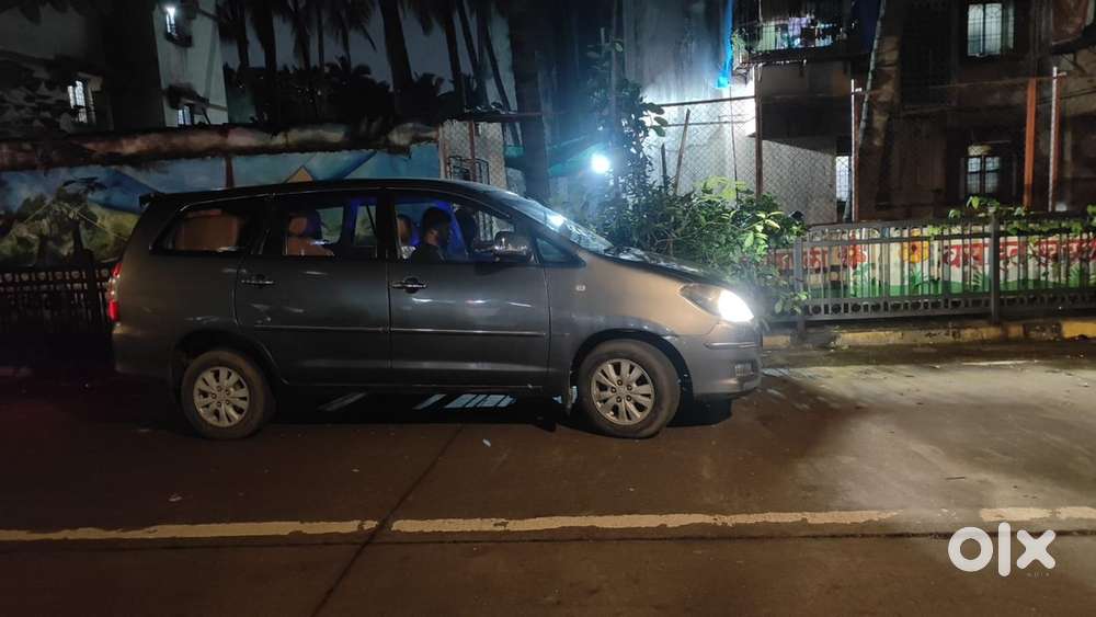 Toyota Innova 2011 Diesel 4th Owner