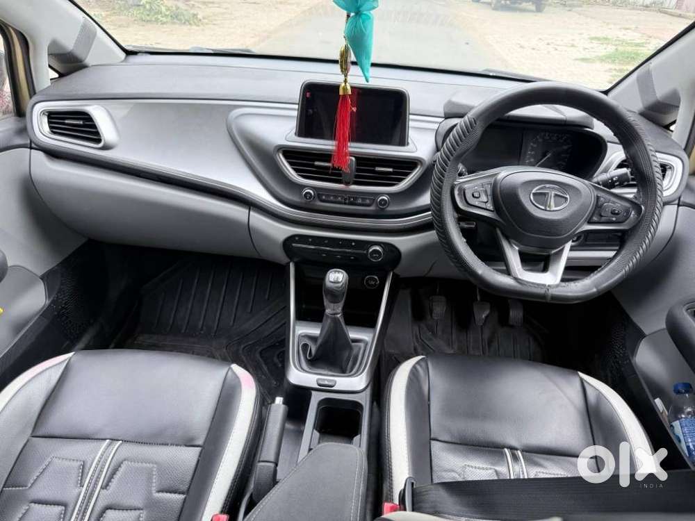 Tata Altroz Xz, 2020, Petrol
