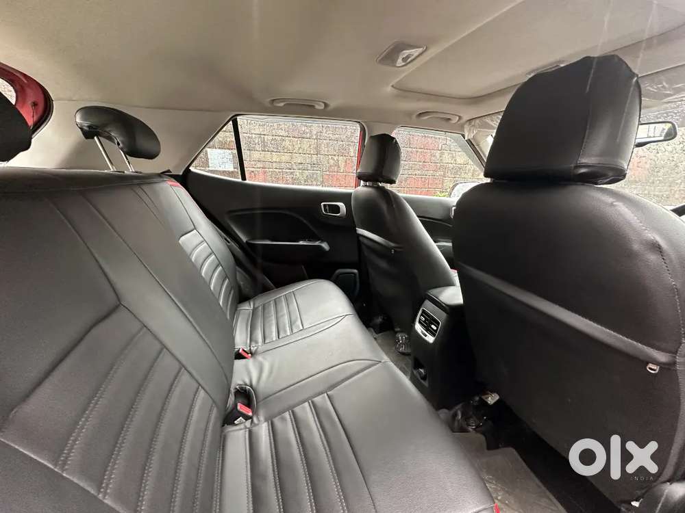 Hyundai Venue 2019 Petrol 160000 Km Driven