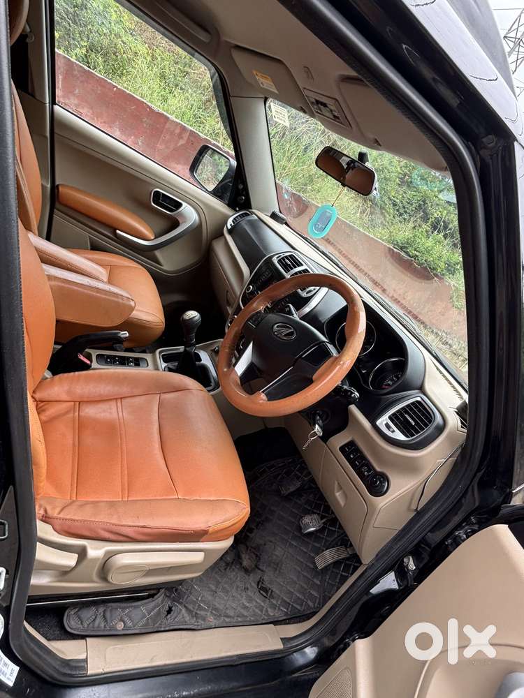 Mahindra Tuv 300 Mhawk100 T8, 2016, Diesel