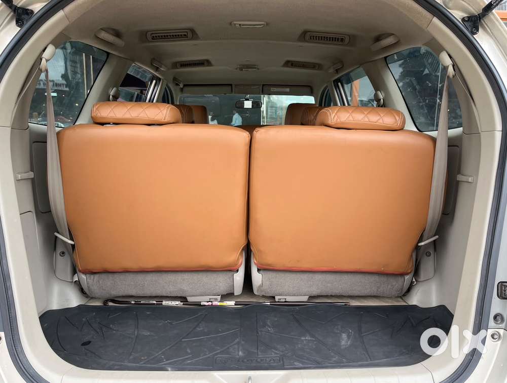 Toyota Innova 2.0 Gx (petrol) 8 Seater Bs Iv, 2014, Diesel