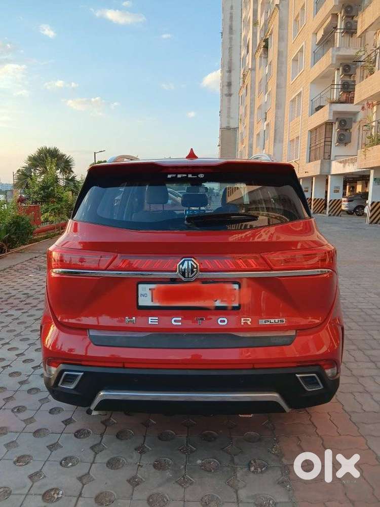 Mg Hector Plus Sharp Pro 1.5 Turbo Petrol Cvt 7 Str, 2024, Petrol
