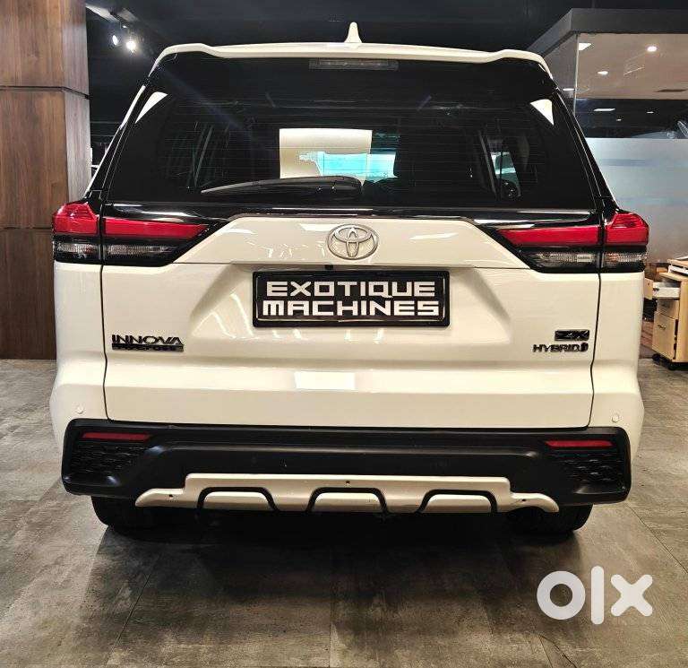 Toyota Innova Hycross 2.0 Zx (o) Hybrid 7 Str, 2024, Electric