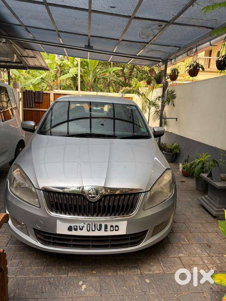 Skoda Rapid 2014 Diesel 120000 Km Driven
