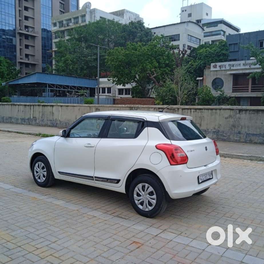 Maruti Suzuki Swift Vxi, 2022, Petrol
