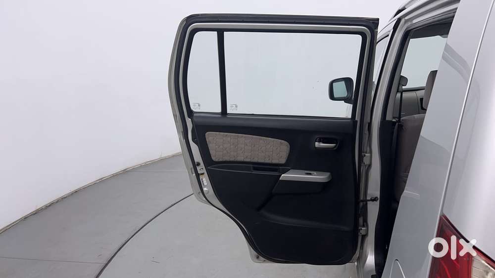 Maruti Suzuki Wagon R Vxi, 2015, Petrol