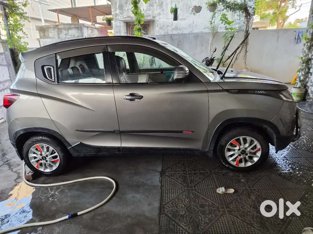 Mahindra Kuv 100