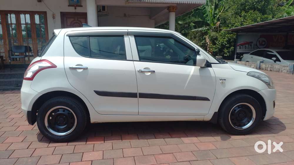 Maruti Suzuki Swift 1.2 Abs, 2013, Petrol