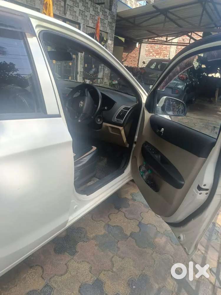 Hyundai I20 Petrol Spotz 2013