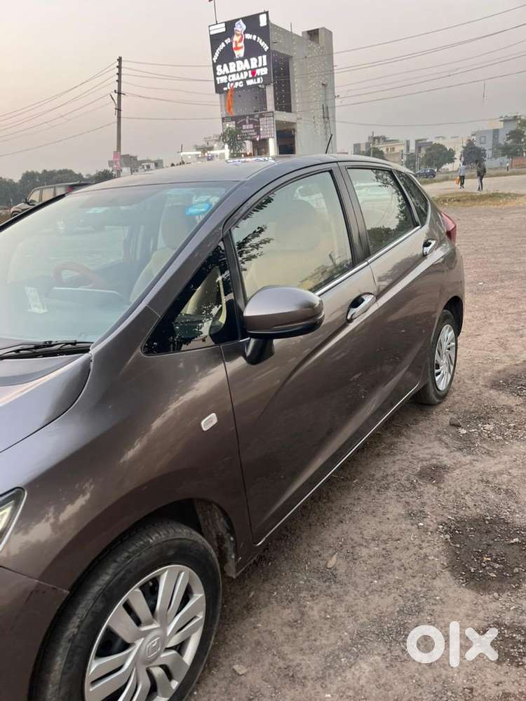 Honda Jazz 2016 Petrol Well Maintained