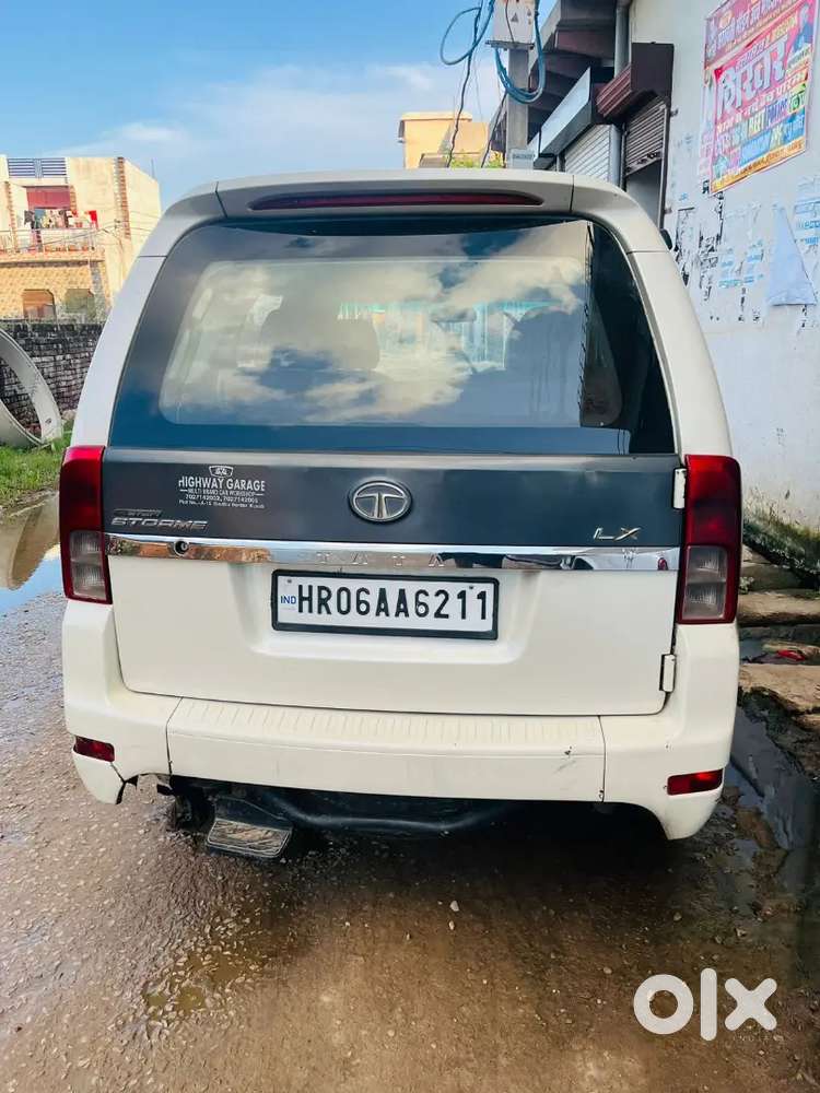Tata Safari