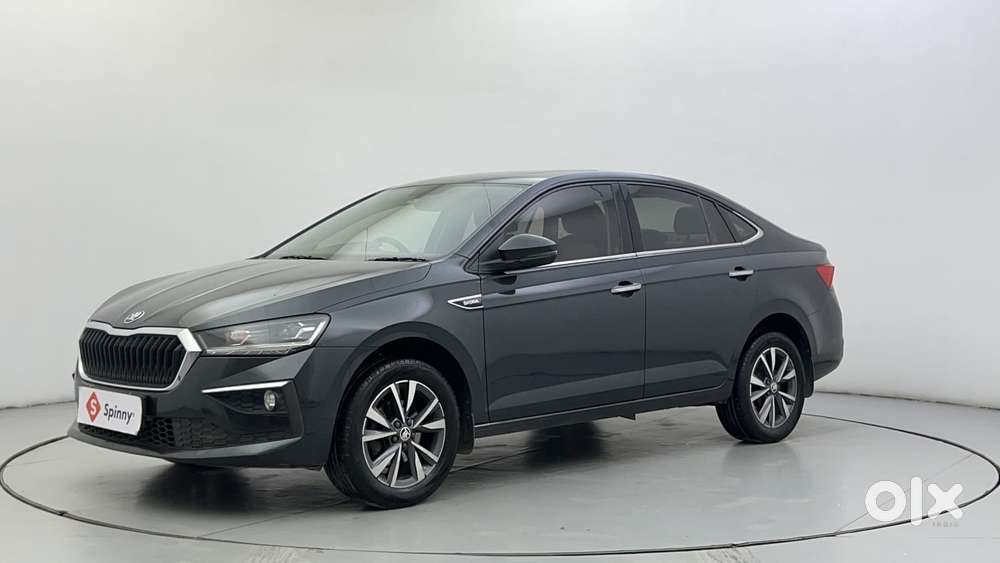 Skoda Slavia Style 1.0l Tsi Mt, 2023, Petrol