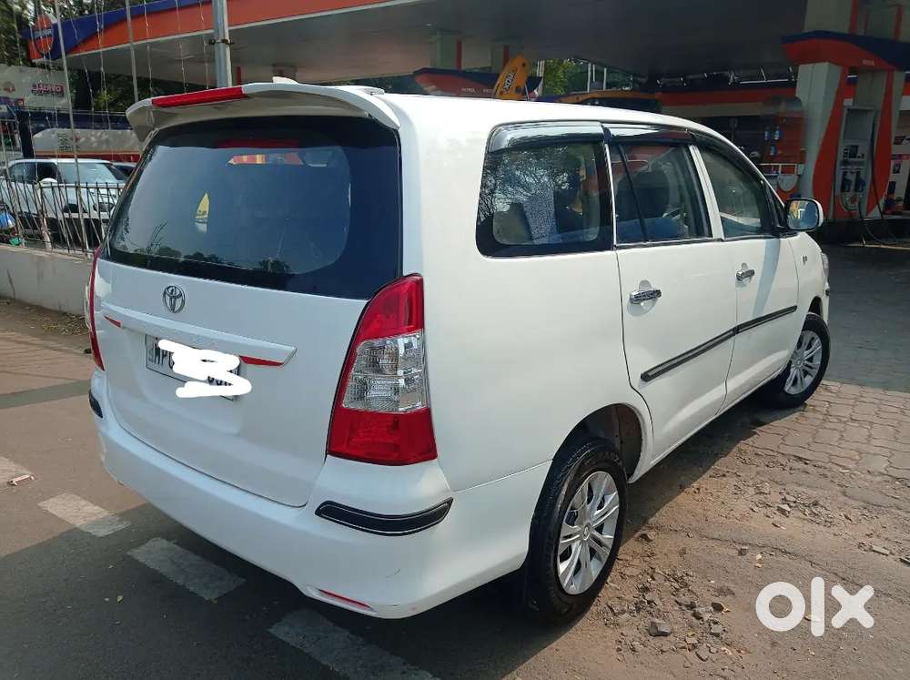 Toyota Innova 2012 Diesel Well Maintained