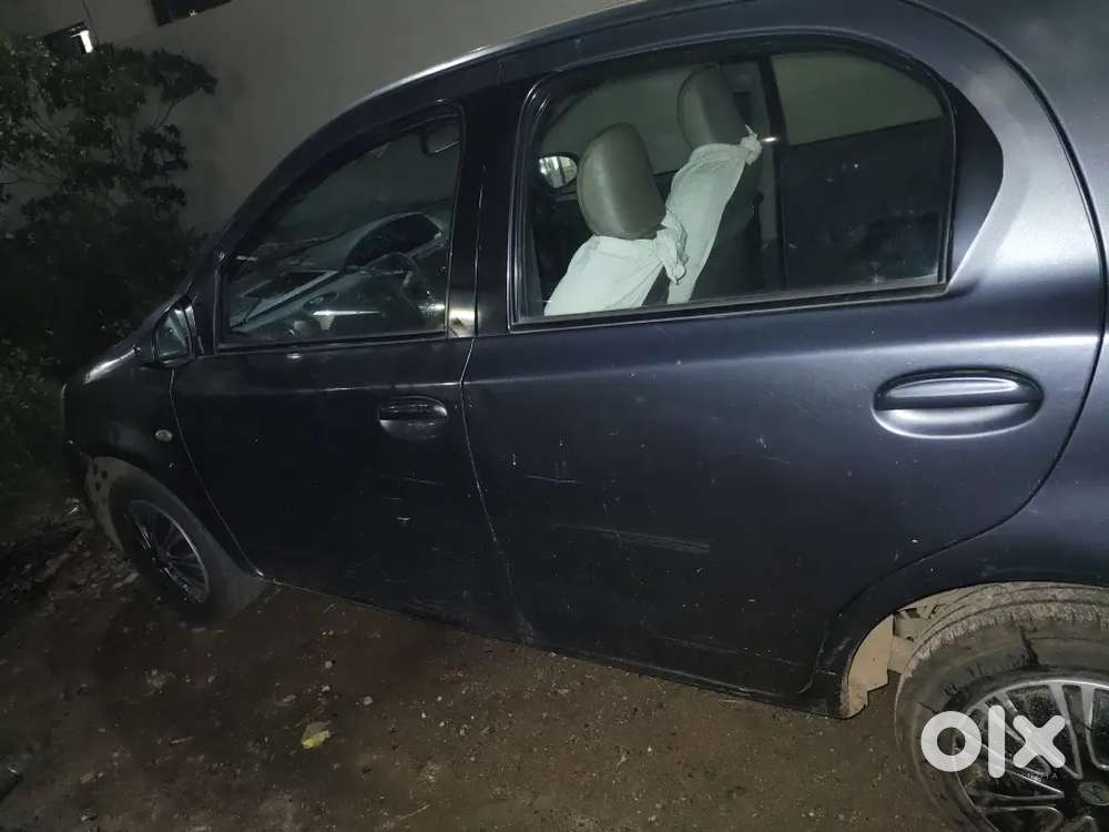 Toyota Etios Liva 2014 Diesel 240000 Km Driven