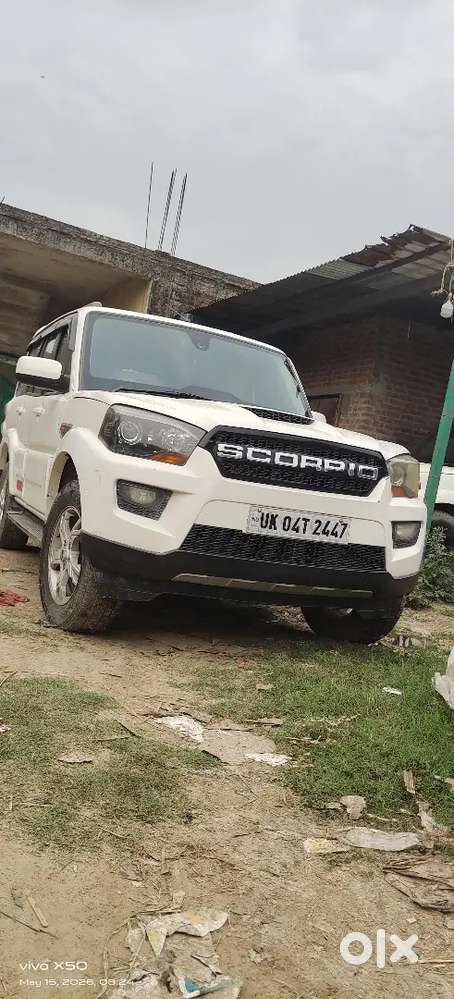 Mahindra Scorpio S10 2015
