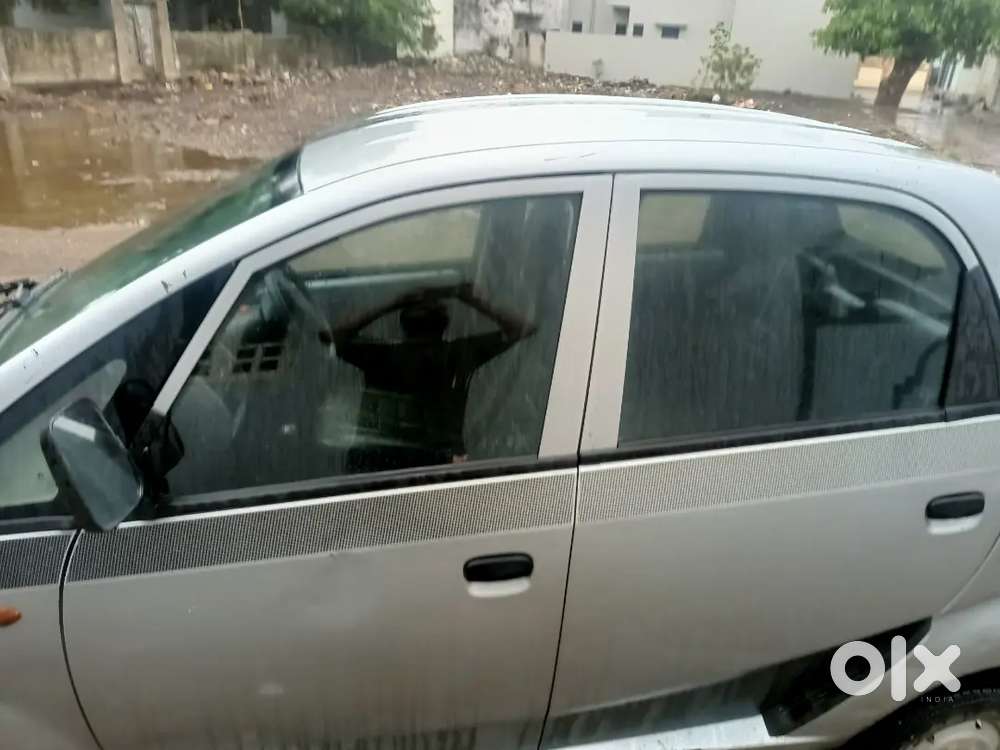 Tata Nano Xe 2010
