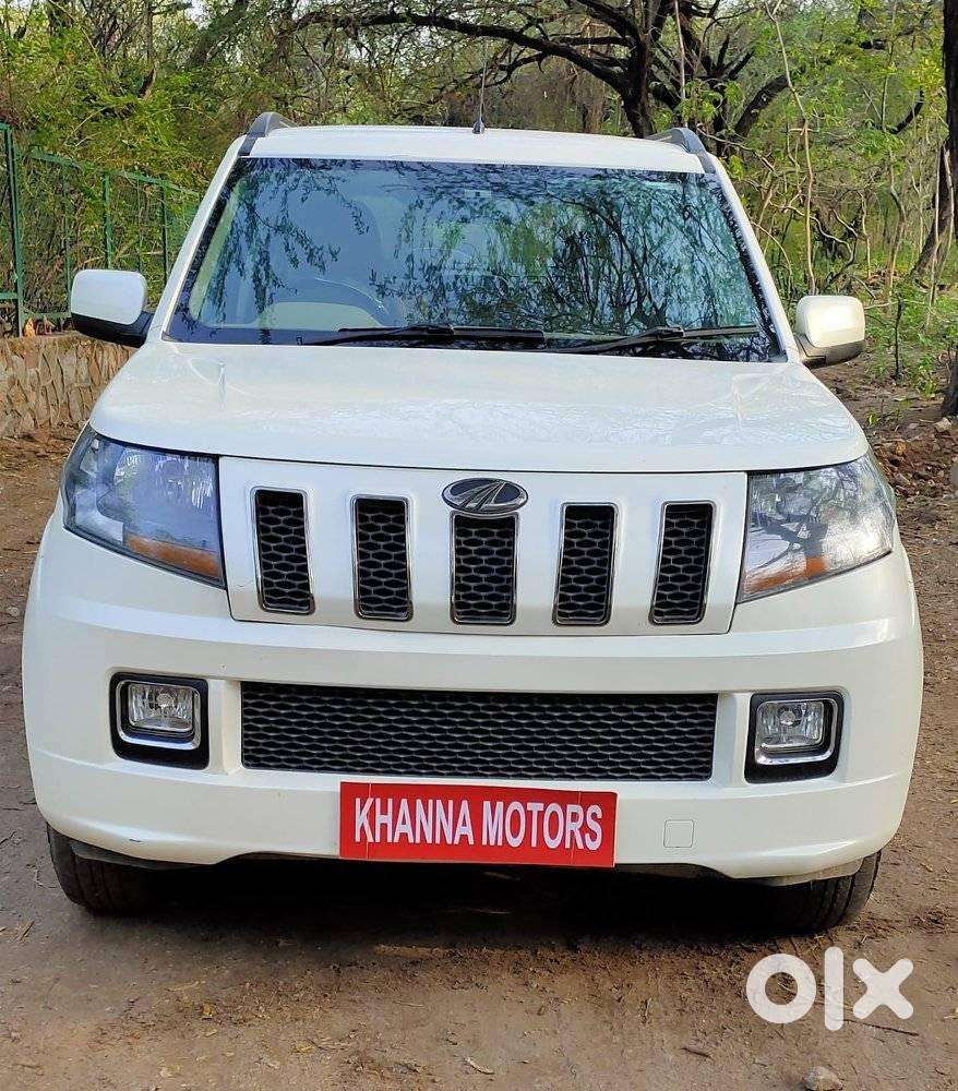 Mahindra Tuv 300 T10 Amt (automatic), 2018, Diesel